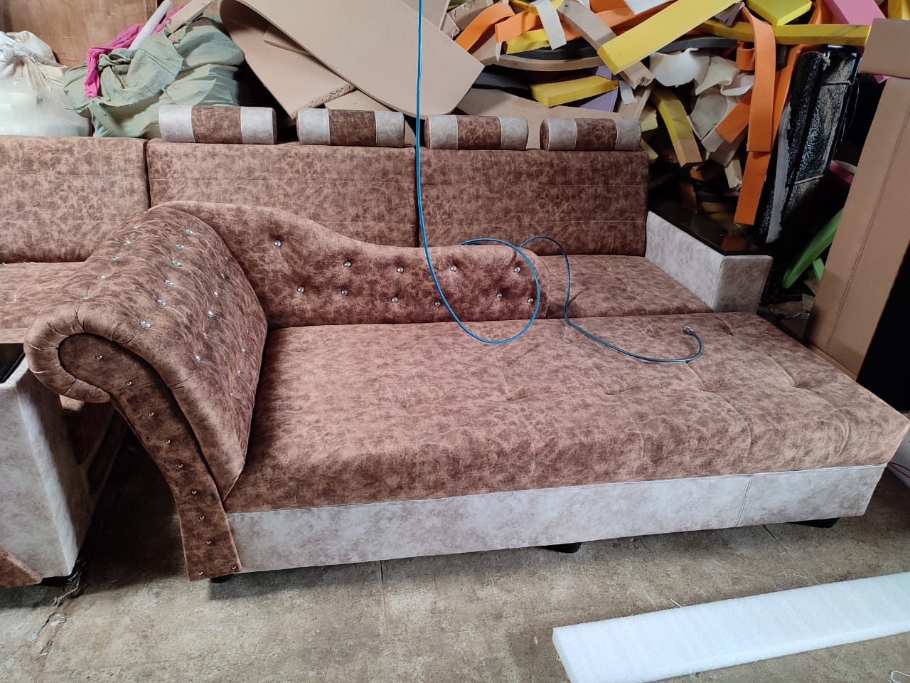 Fabric Model Diwan 3