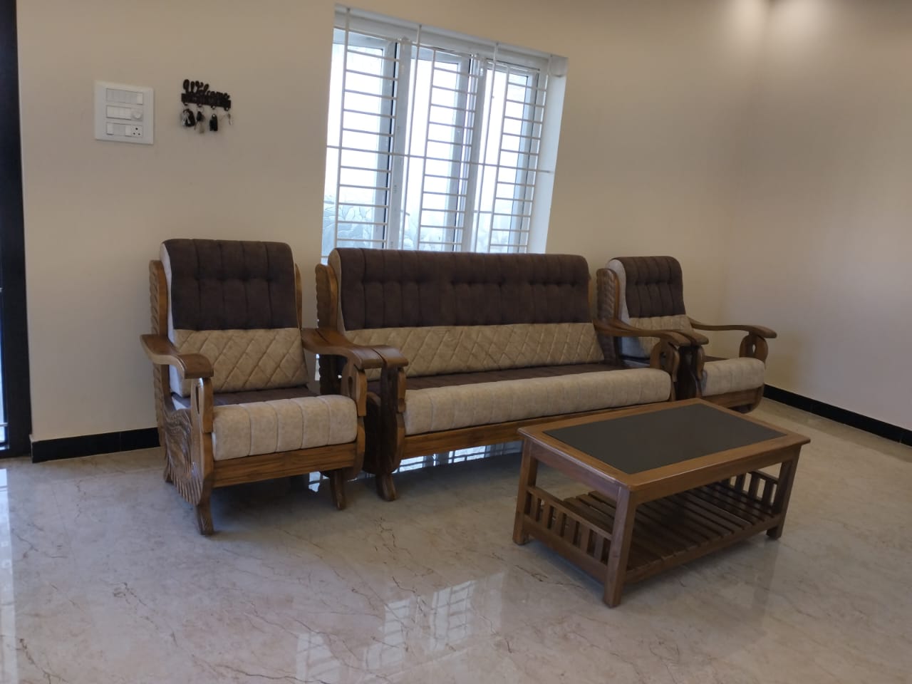 Wooden 5 Seater